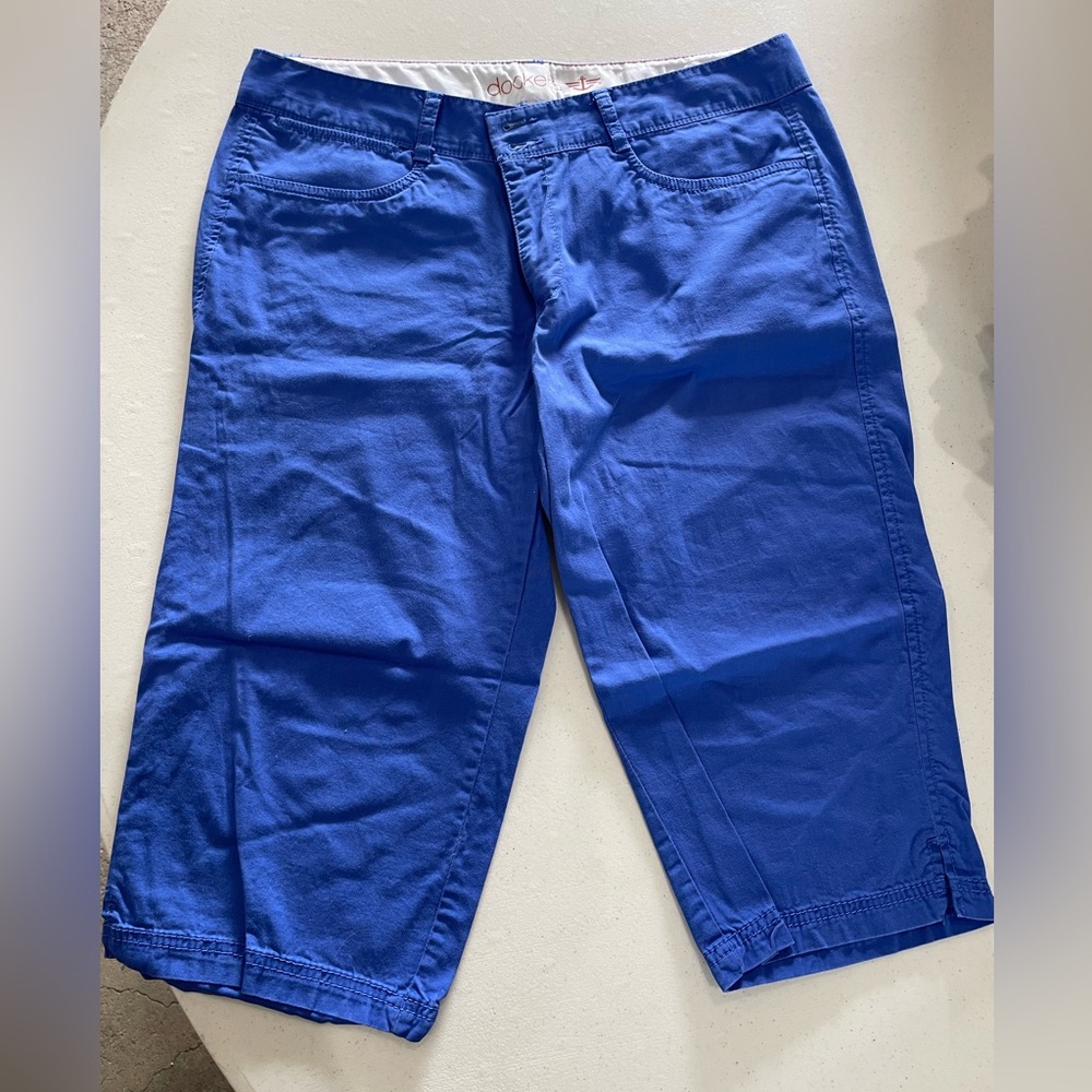 Dockers Blue Flat Front Capri Pants